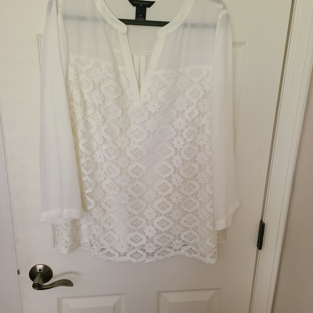 Investments II sheer white blouse with lace 1x